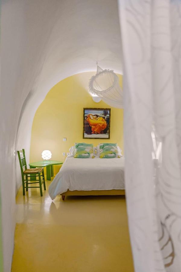 Sensyo Caves Apartment Firostefani Ngoại thất bức ảnh